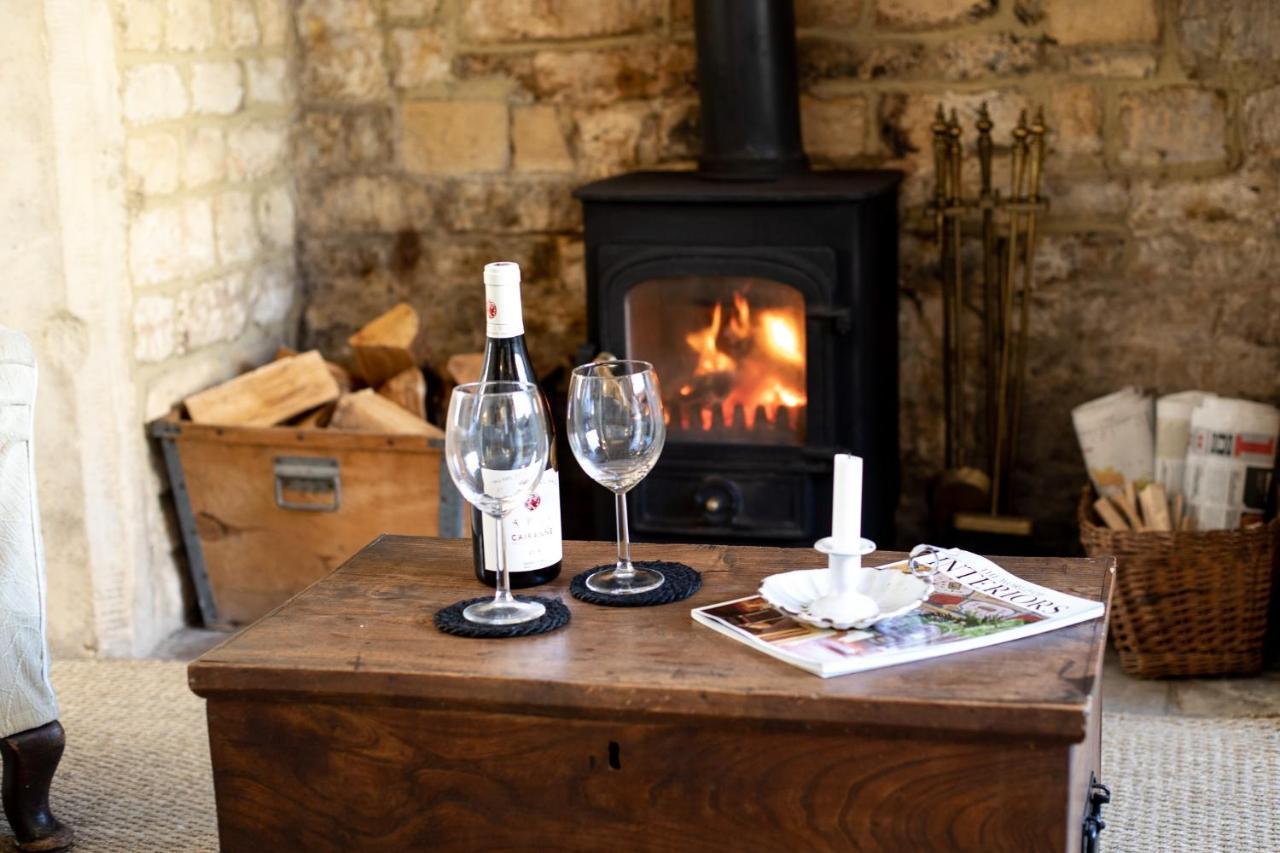 Gleneda Cottage - A Renovated, Traditional Cotswold Cottage Full Of Charm With Fireplace And Garden Bourton on the Hill 외부 사진
