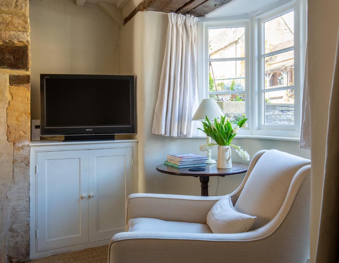 Gleneda Cottage - A Renovated, Traditional Cotswold Cottage Full Of Charm With Fireplace And Garden Bourton on the Hill 외부 사진